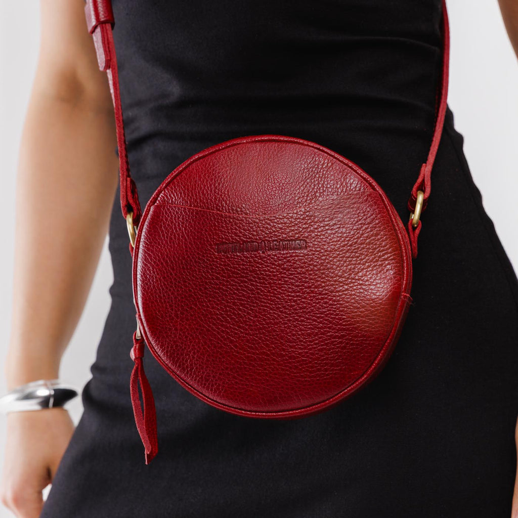 'Almost Perfect' Circle Crossbody