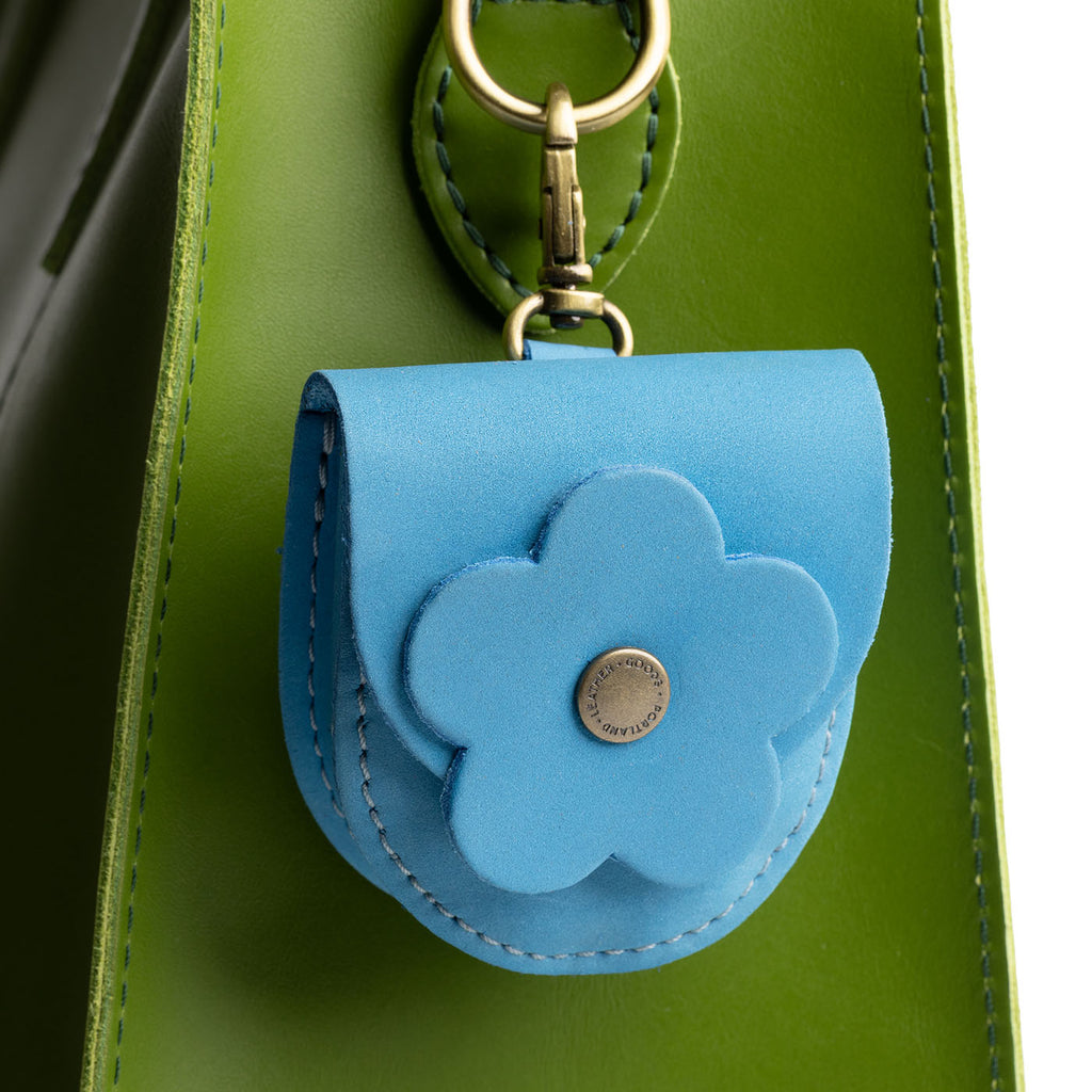 'Almost Perfect' Petunia Pouch